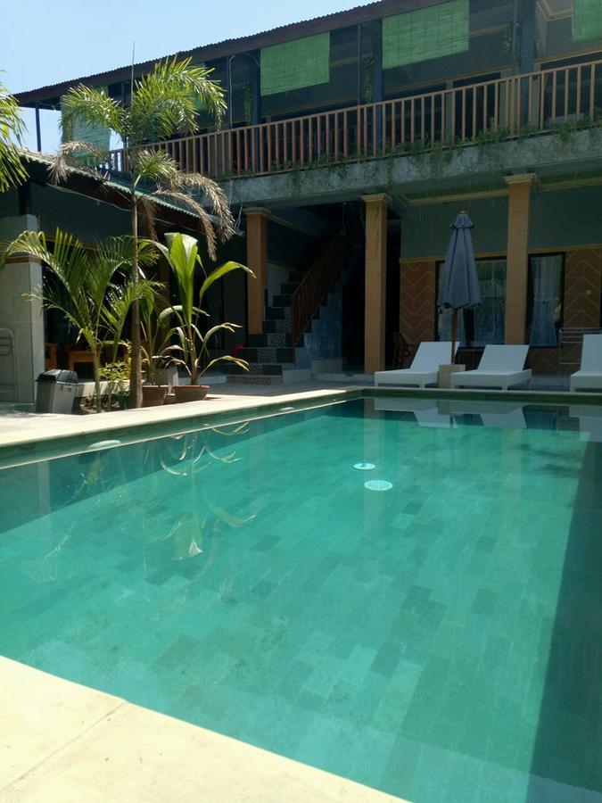 Oyo 1322 Mentari Homestay Gili Trawangan Exterior photo